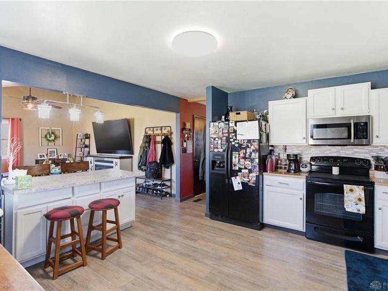 1031 Meadowrun Road, Englewood, OH 45322 Photo 10