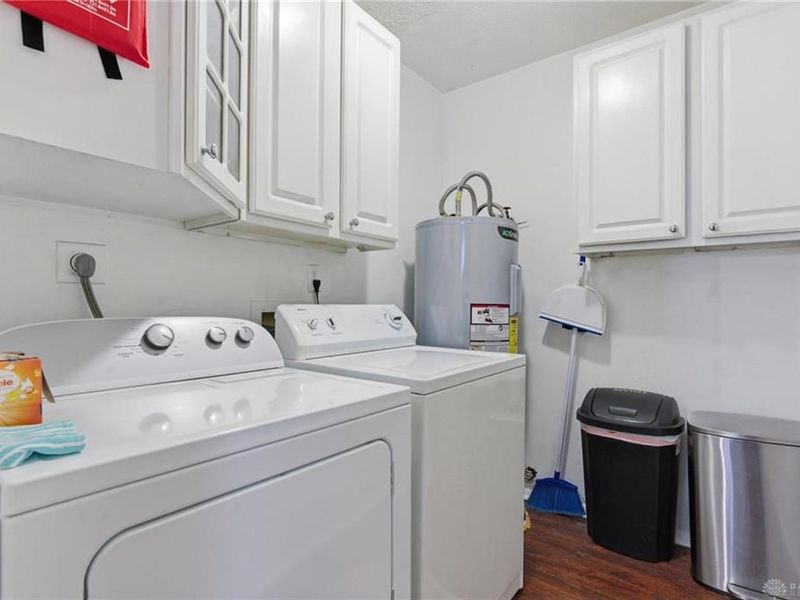 1031 Meadowrun Road, Englewood, OH 45322 Photo 12