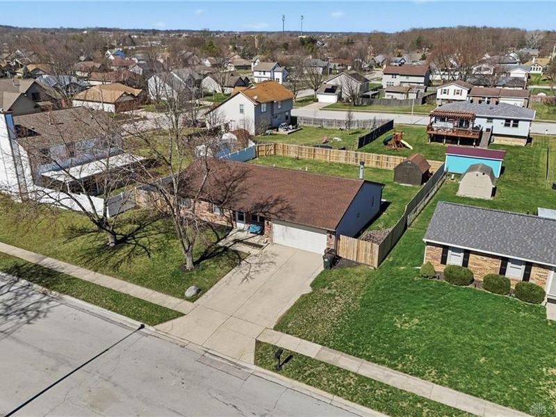 1031 Meadowrun Road, Englewood, OH 45322 Photo 28