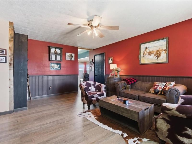 1031 Meadowrun Road, Englewood, OH 45322 Photo 5