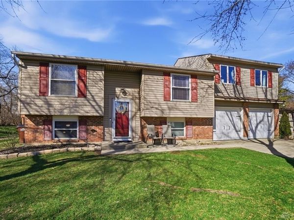 100 Fitchburg Farm Drive, Union, OH 45322