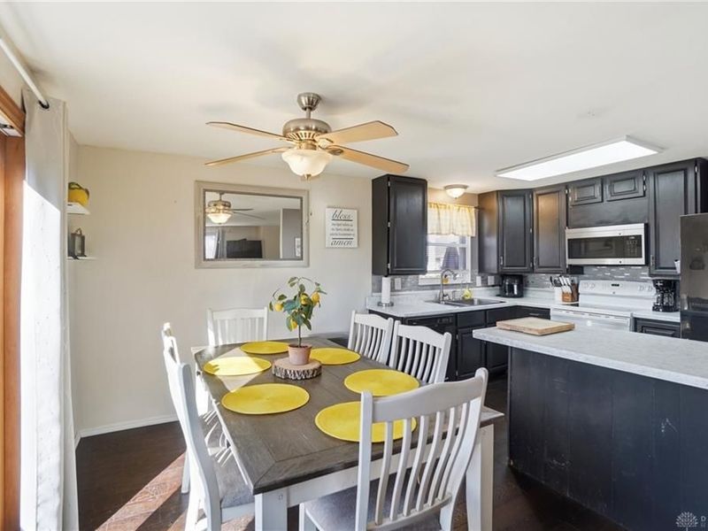 100 Fitchburg Farm Drive, Union, OH 45322 Photo 21