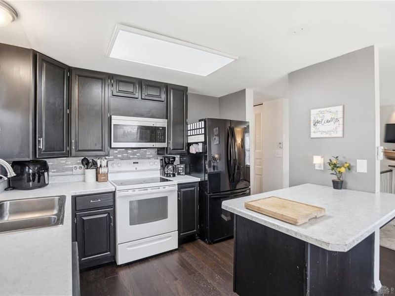 100 Fitchburg Farm Drive, Union, OH 45322 Photo 25