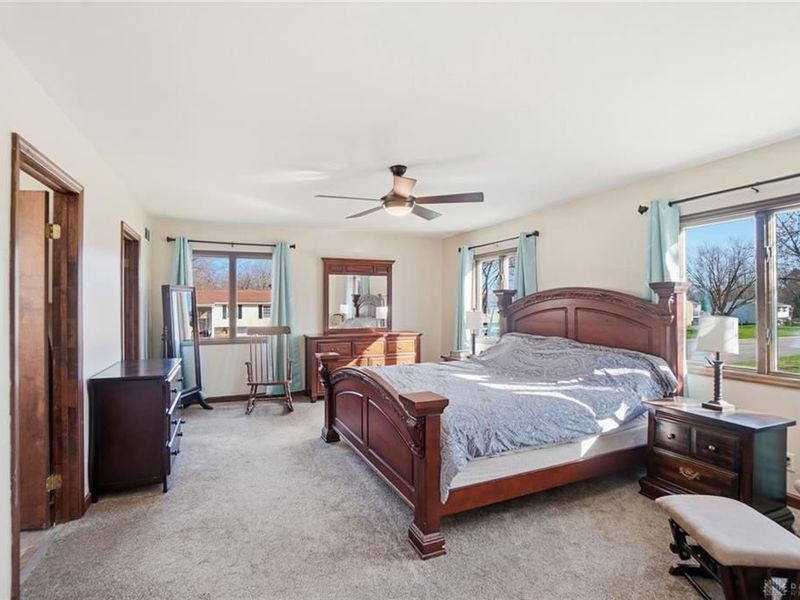 100 Fitchburg Farm Drive, Union, OH 45322 Photo 29