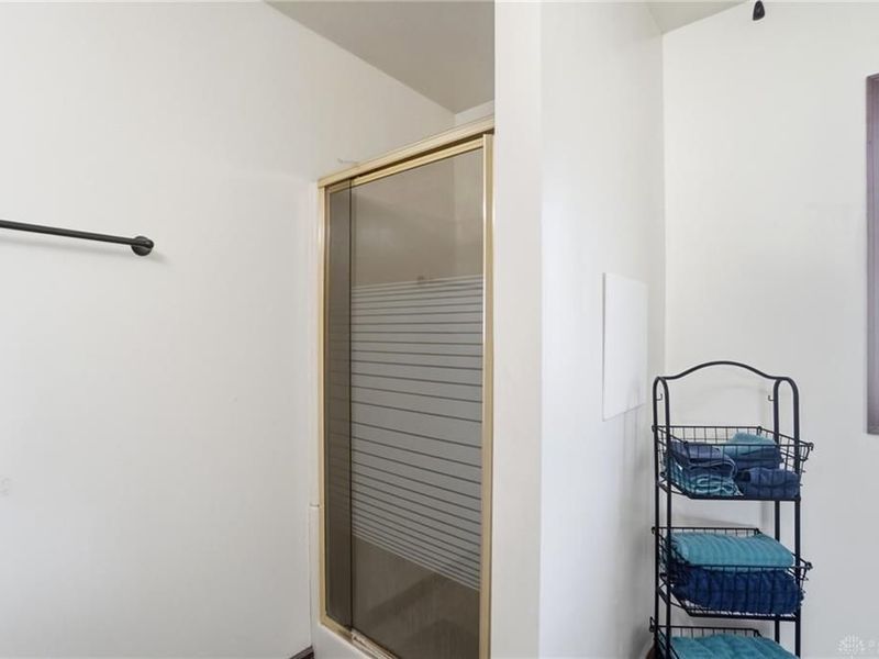 100 Fitchburg Farm Drive, Union, OH 45322 Photo 33