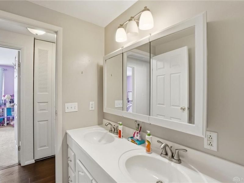 100 Fitchburg Farm Drive, Union, OH 45322 Photo 40