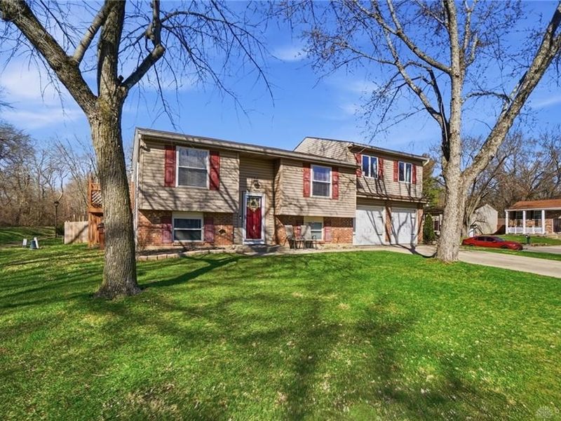 100 Fitchburg Farm Drive, Union, OH 45322 Photo 5