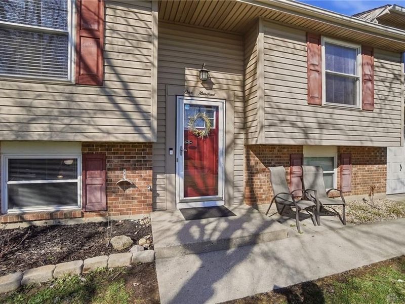 100 Fitchburg Farm Drive, Union, OH 45322 Photo 7