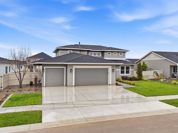868 W Grassland St, Middleton, ID 83644