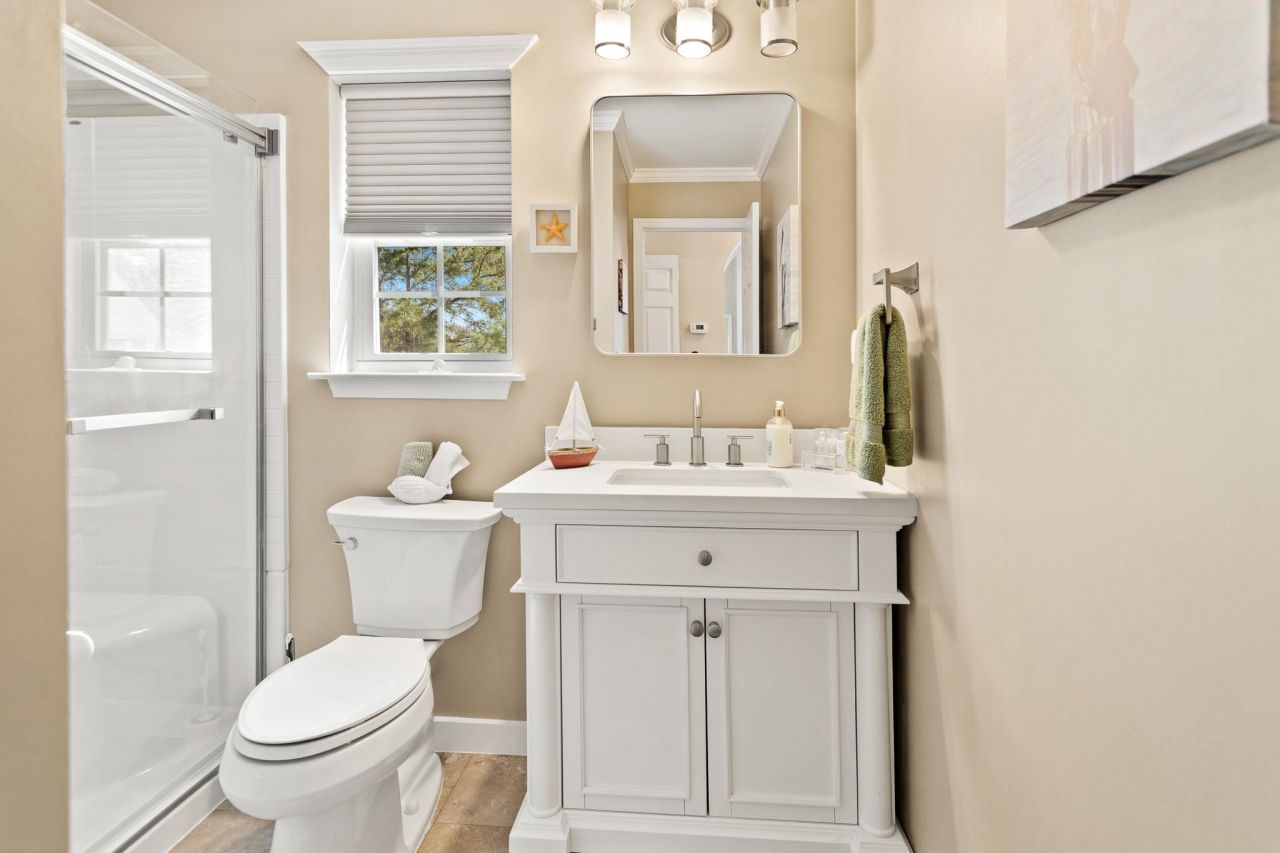 104 Knightbury Ct. Photo 22