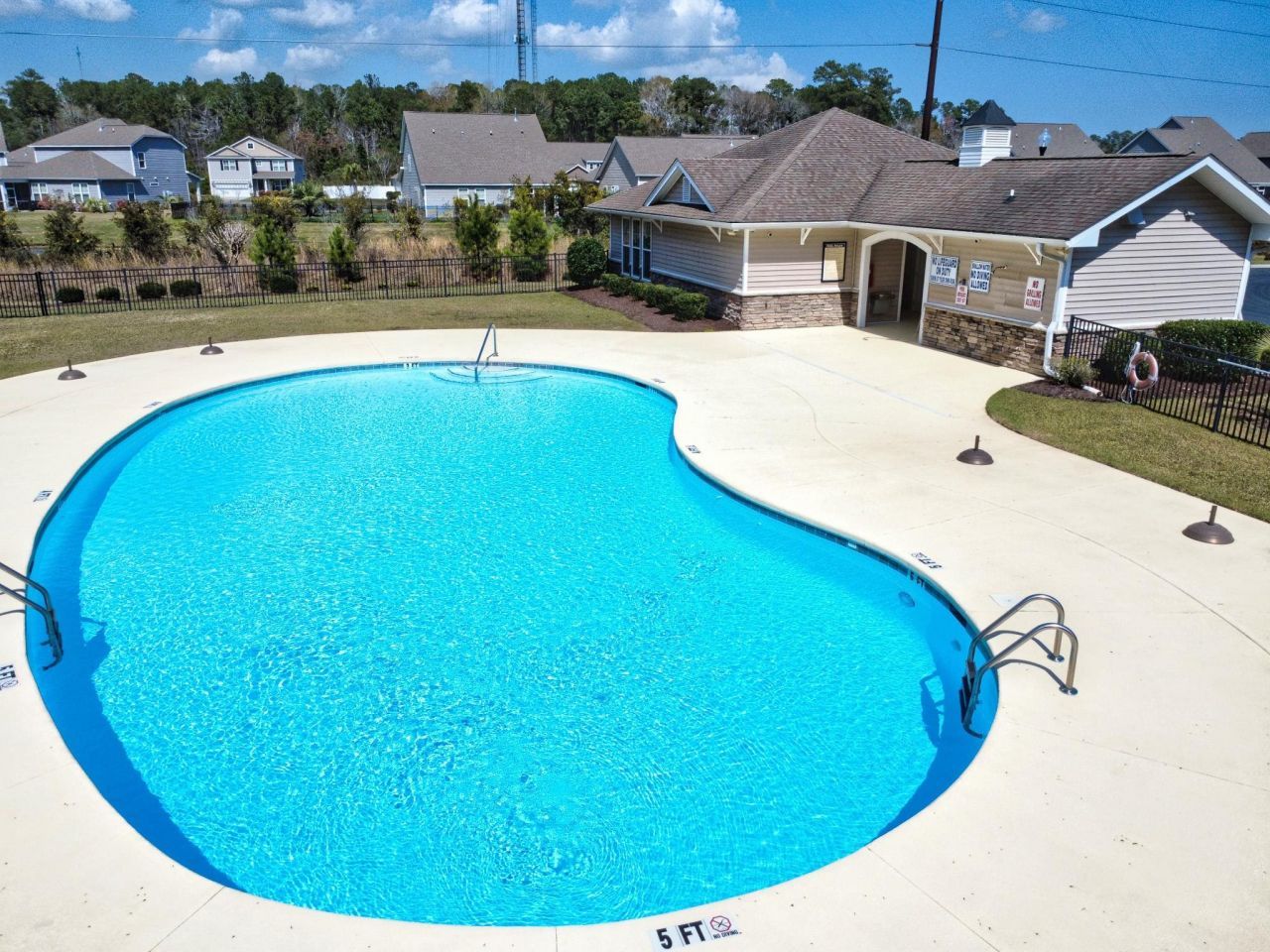 104 Knightbury Ct. Photo 25