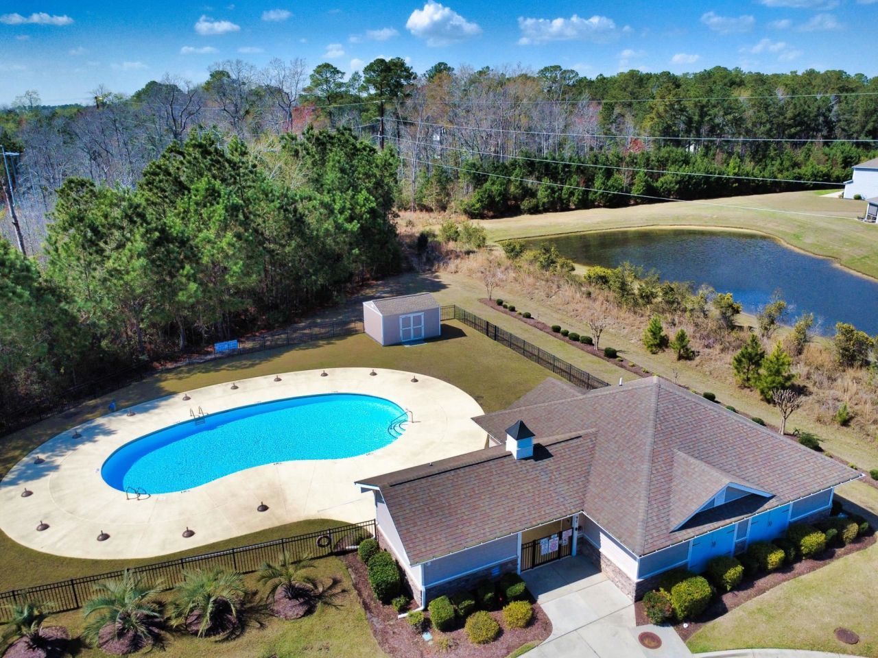 104 Knightbury Ct. Photo 27