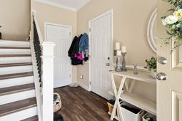 104 Knightbury Ct. photo 4