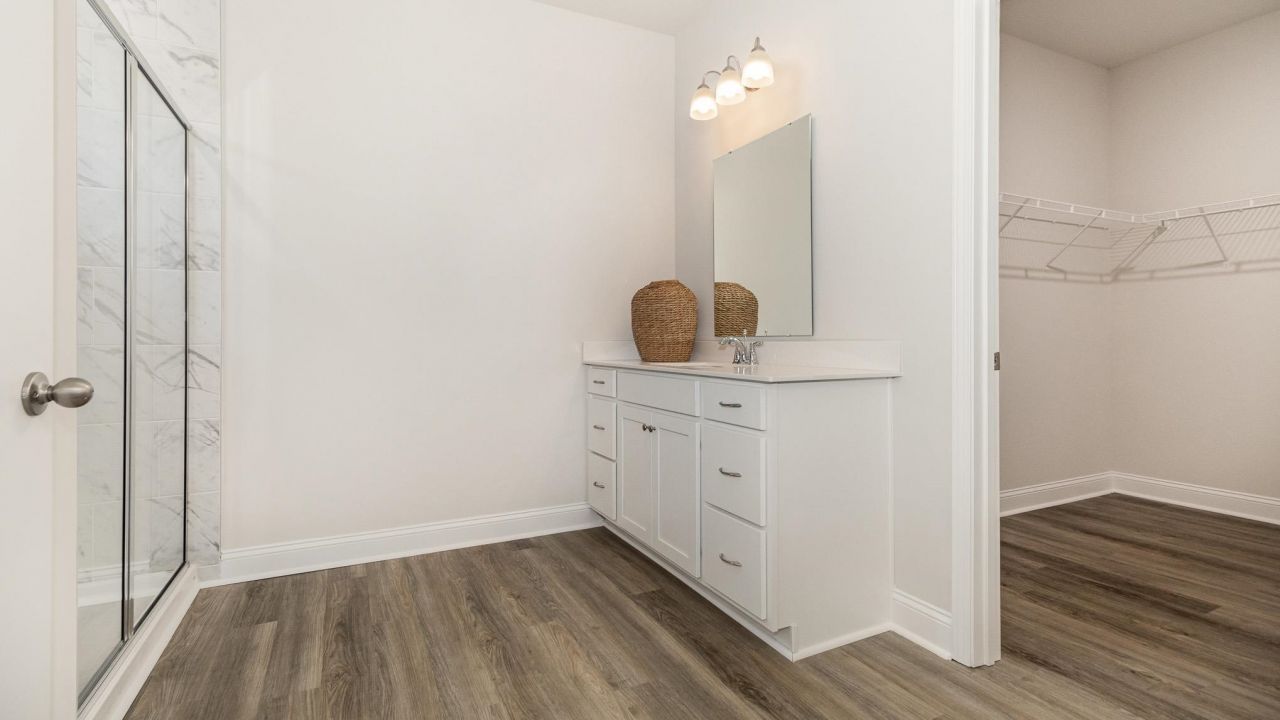 5008 Red Bear Ct Photo 17