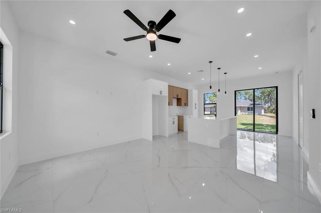 635 Summit Ave S, Lehigh Acres, FL 33974 Photo