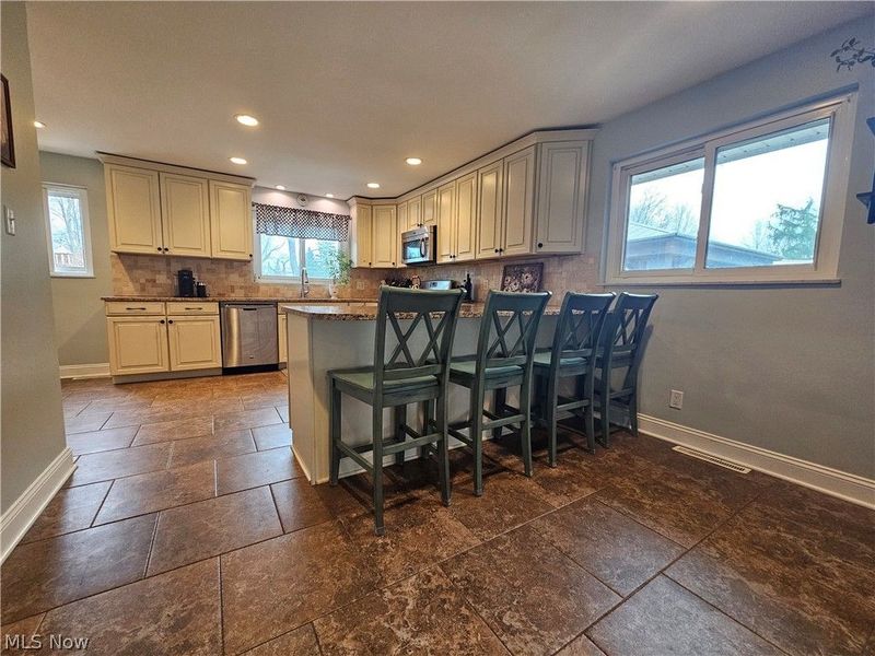 3015 Rockefeller Road, Willoughby Hills, OH 44092 Photo 17