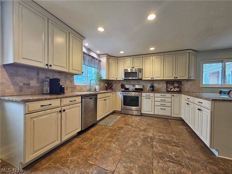 3015 Rockefeller Road, Willoughby Hills, OH 44092 Photo 19