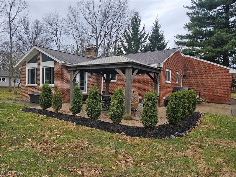 3015 Rockefeller Road, Willoughby Hills, OH 44092 Photo 2