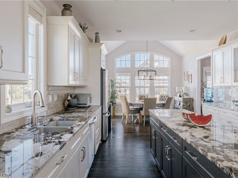 3900 Matisse Circle, Pepper Pike, OH 44124 Photo 9