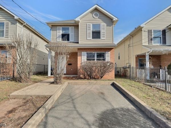 289 14TH AVE, Newark, NJ 07103