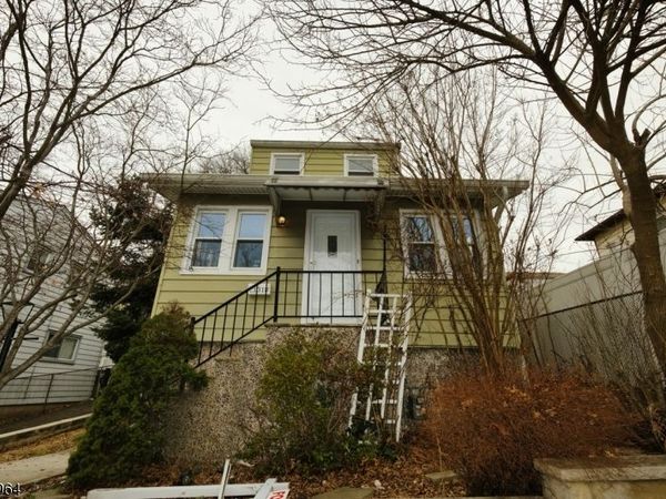 1318 State St, Hillside, NJ 07205
