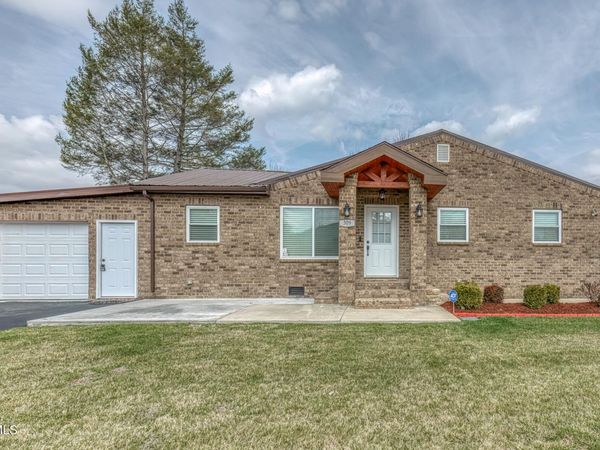 309 West Mill Street, Elizabethton, TN 37643