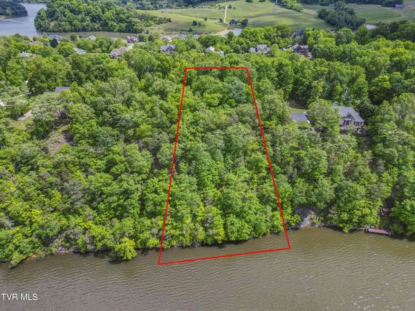 612 Harbor Point Drive, Johnson City, TN 37615
