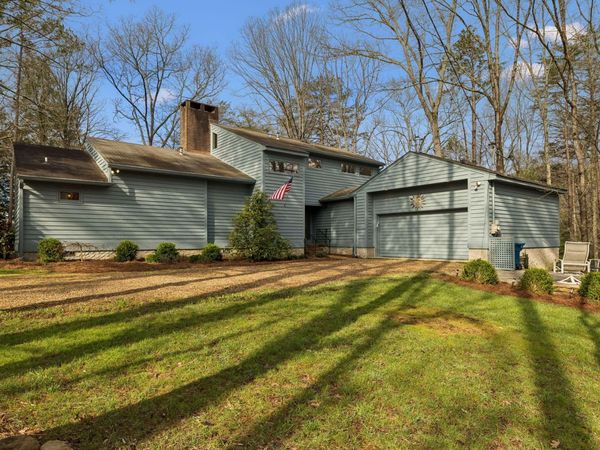 2429 Boston Branch Circle, Signal Mountain, TN 37377