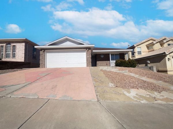 4709 Wildfire Road NW, Albuquerque, NM 87114