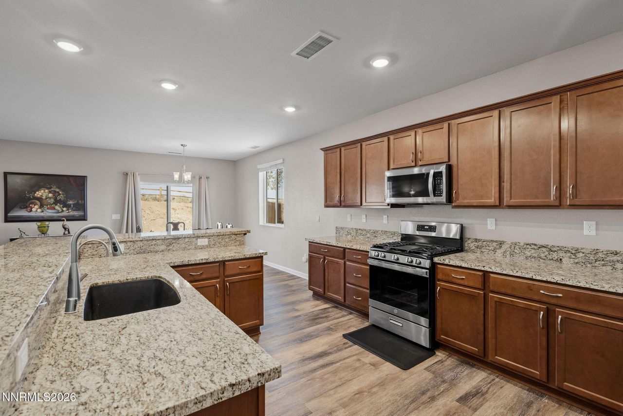 556 Beckwourth Drive, Reno, NV 89506 Photo