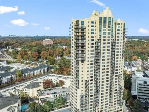 3481 Lakeside Drive NE, Unit 902, Atlanta, GA 30326