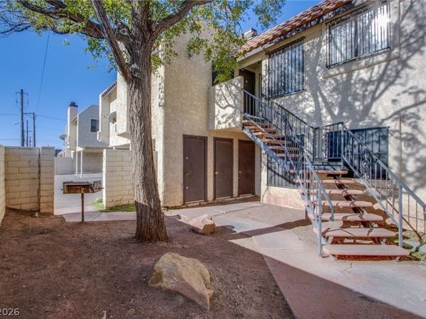 2205 Sun Avenue , Unit D, North Las Vegas, NV 89030