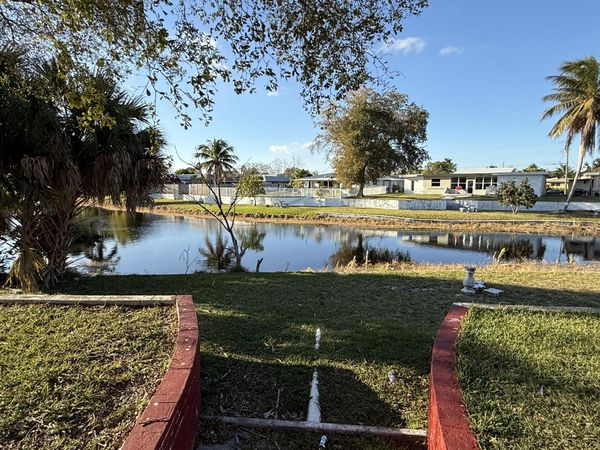 1231 W River Drive, Unit 1-4, Margate, FL 33063