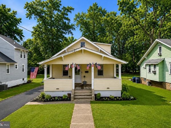 317 S WASHINGTON AVENUE, MOORESTOWN, NJ 08057