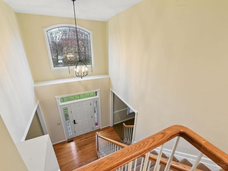 2 Clarke Court, Glendale, OH 45246 Photo 18