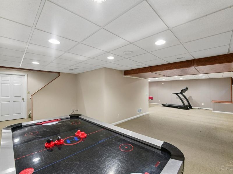 2 Clarke Court, Glendale, OH 45246 Photo 31