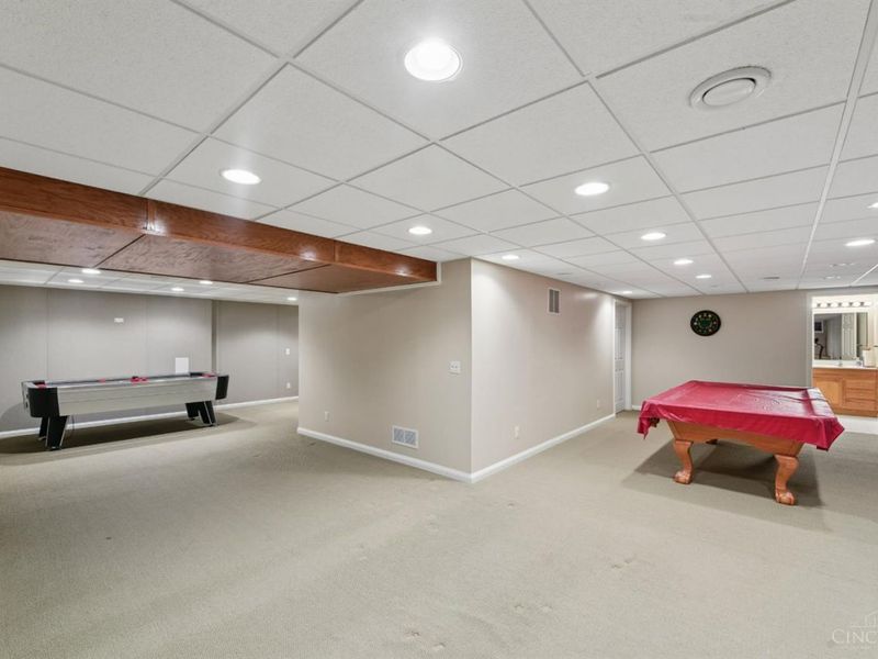 2 Clarke Court, Glendale, OH 45246 Photo 32