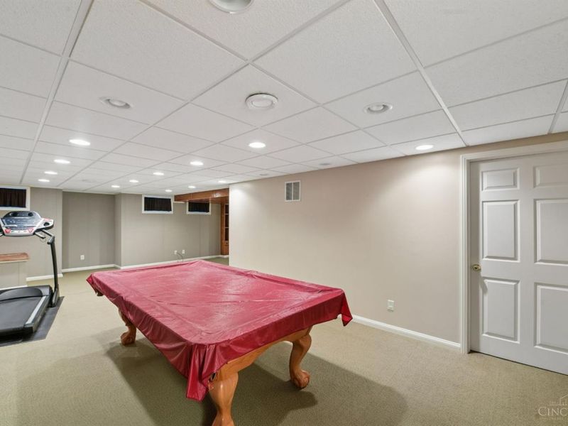 2 Clarke Court, Glendale, OH 45246 Photo 33