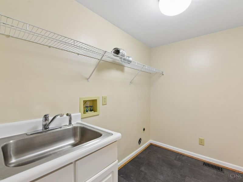 2 Clarke Court, Glendale, OH 45246 Photo 39