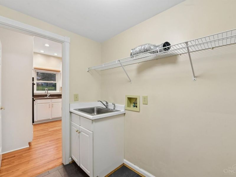 2 Clarke Court, Glendale, OH 45246 Photo 40