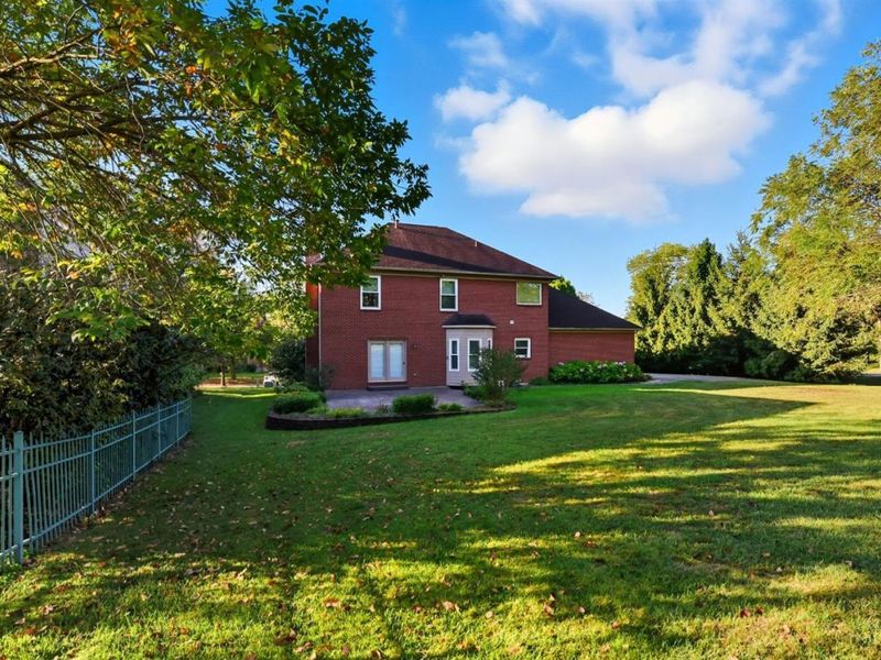 2 Clarke Court, Glendale, OH 45246 Photo 48