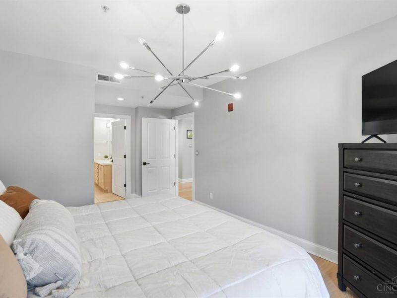 2235 Riverside Drive, Unit 306, Cincinnati, OH 45202 Photo 19
