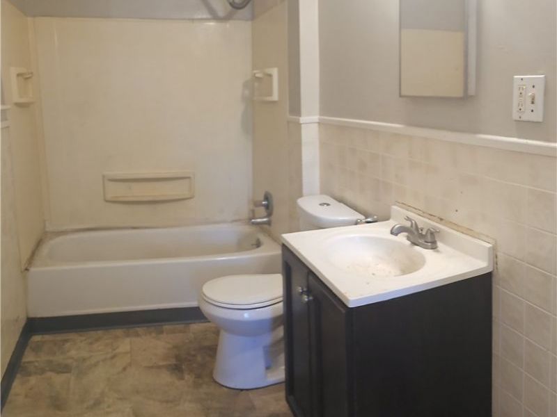 1812 Treadway Avenue, Cleveland, OH 44109 Photo 13