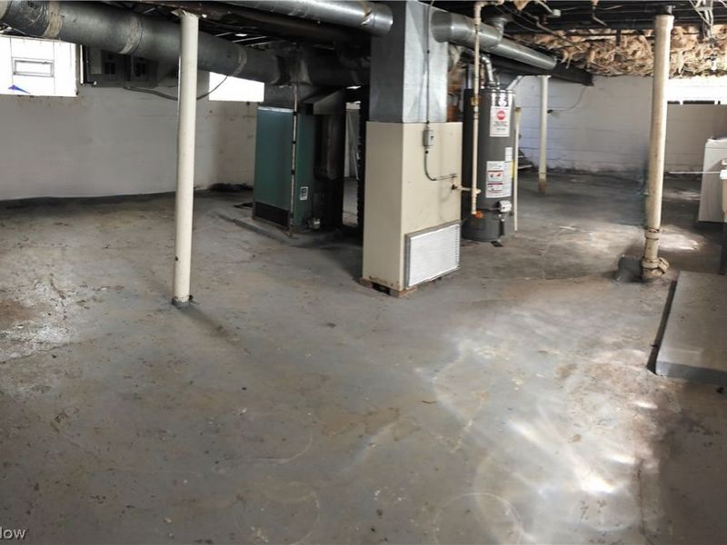 1812 Treadway Avenue, Cleveland, OH 44109 Photo 14