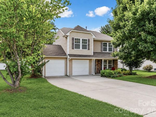 1123 Valley Street, Statesville, NC 28677