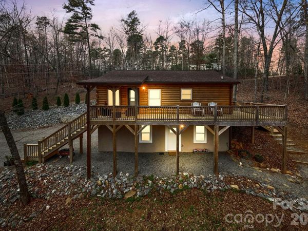 344 Wolf Trail , Lake Lure, NC 28746