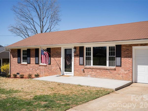 88 Skyview Terrace, Asheville, NC 28806