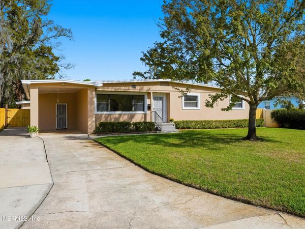 2149 LOU Drive W, Jacksonville, FL 32216