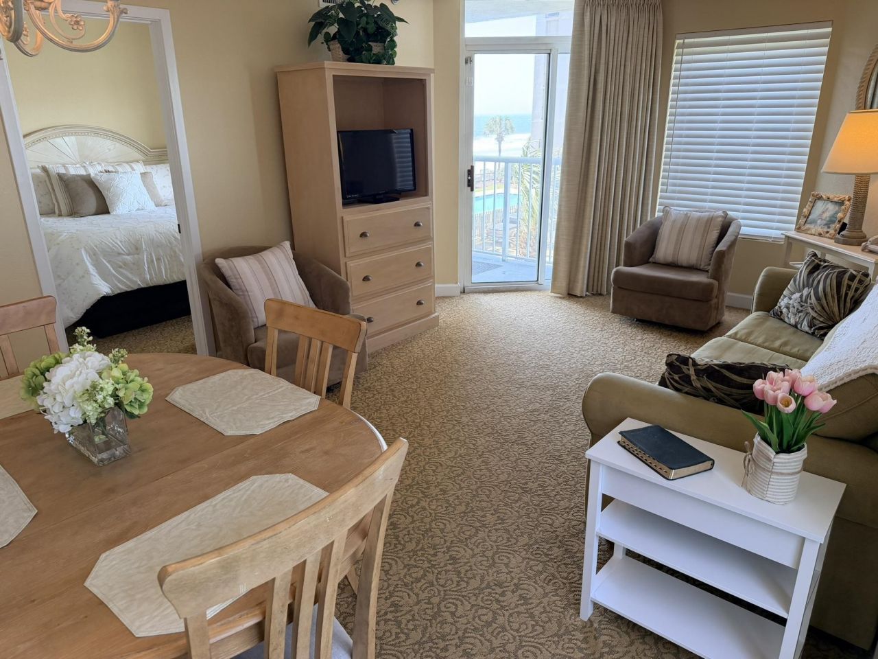 161 Seawatch Dr.  Photo 7