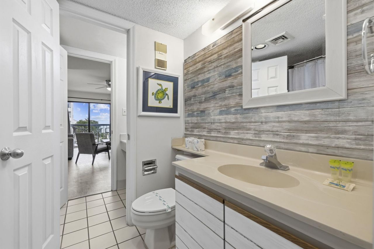 7500 N Ocean Blvd. Photo 10